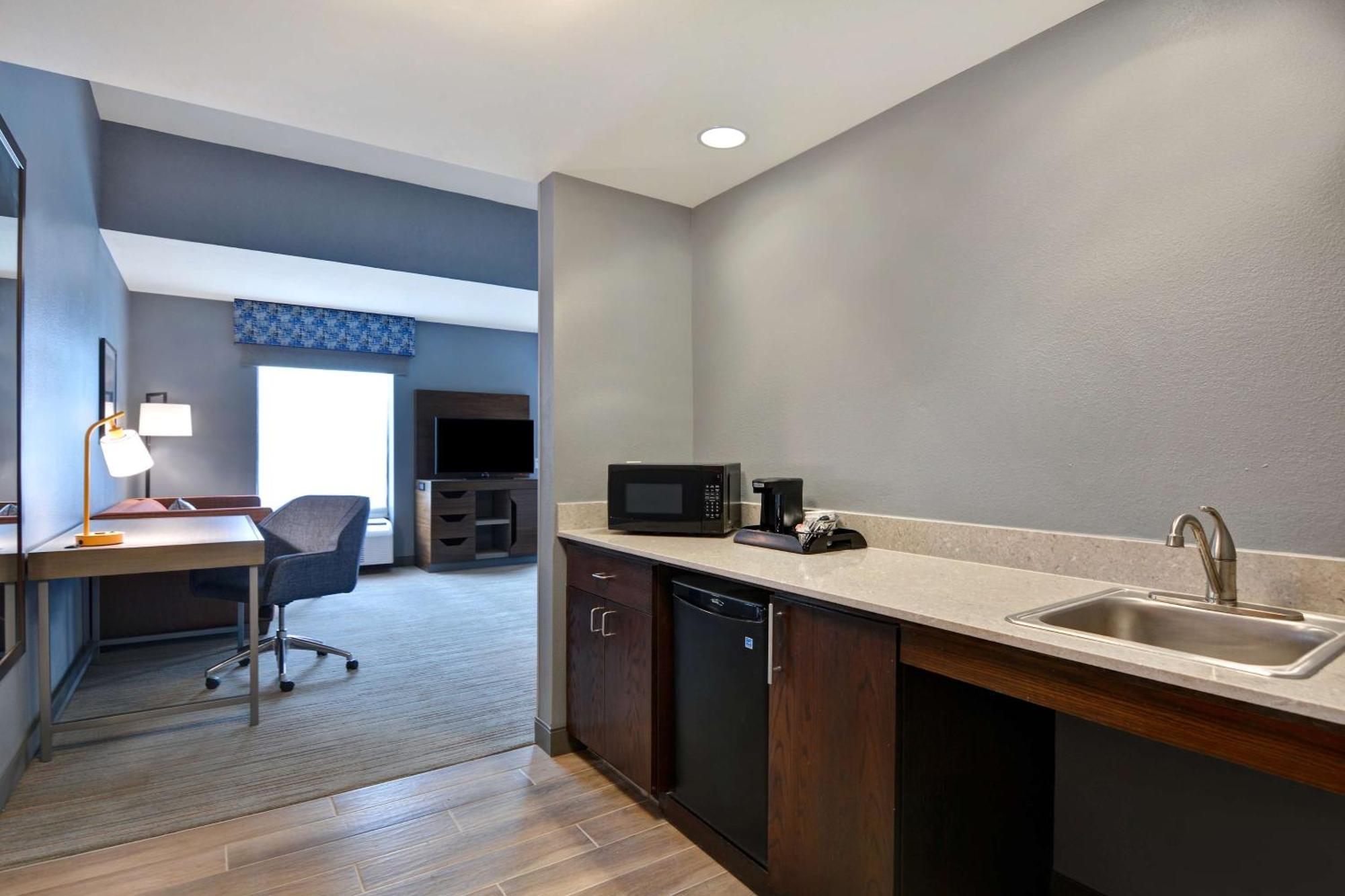 Hampton Inn & Suites Clearwater St Petersburg Ulmerton Road Fl Εξωτερικό φωτογραφία